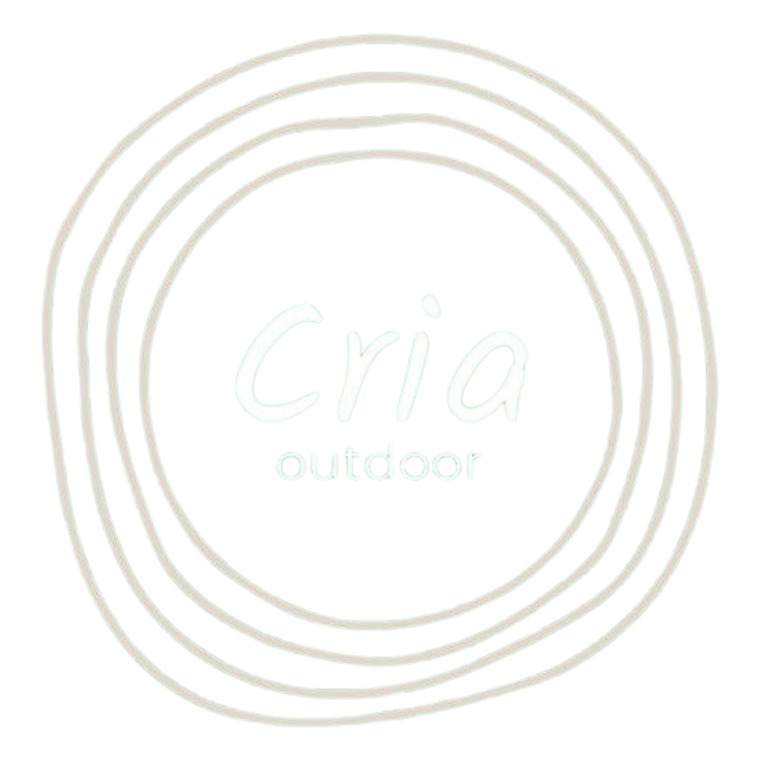 Logo cria outdoor